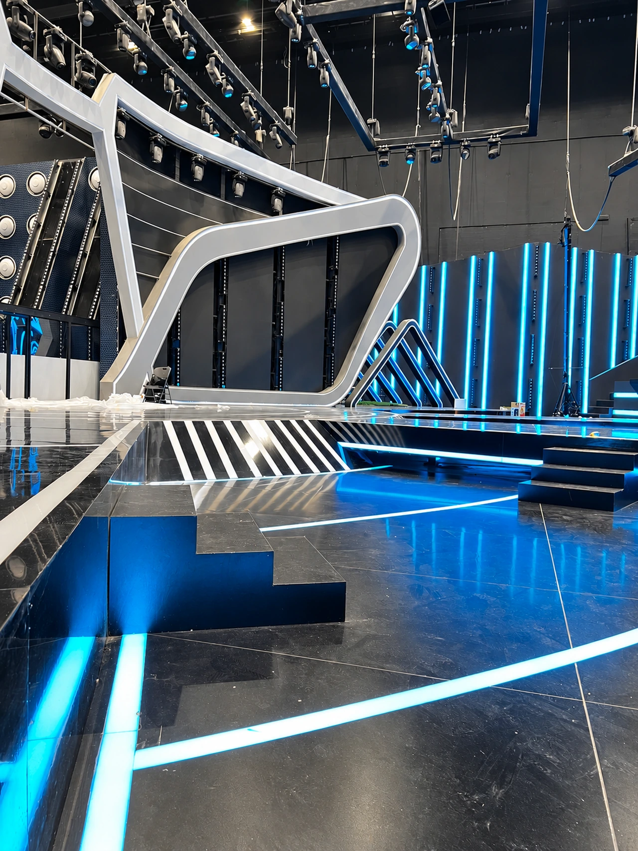 مشروع رامز جلال — صلة